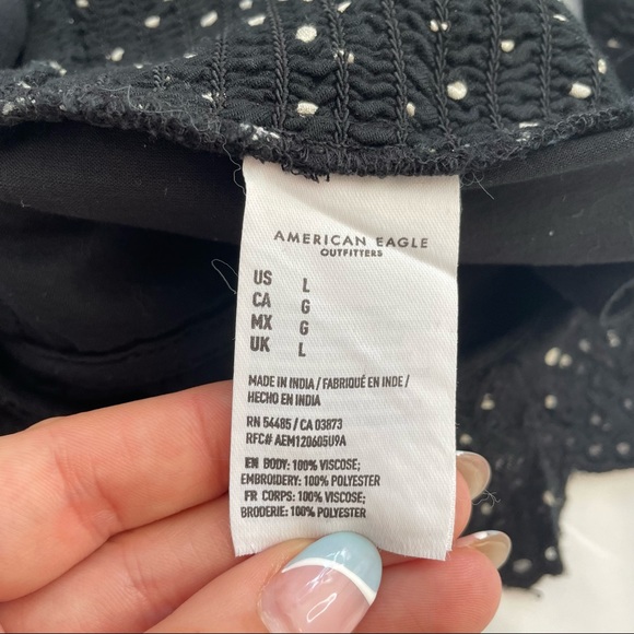 American Eagle L Crop Top Black White Polka Dot Eyelet Scalloped Ruffle V-Neck - Picture 8 of 9